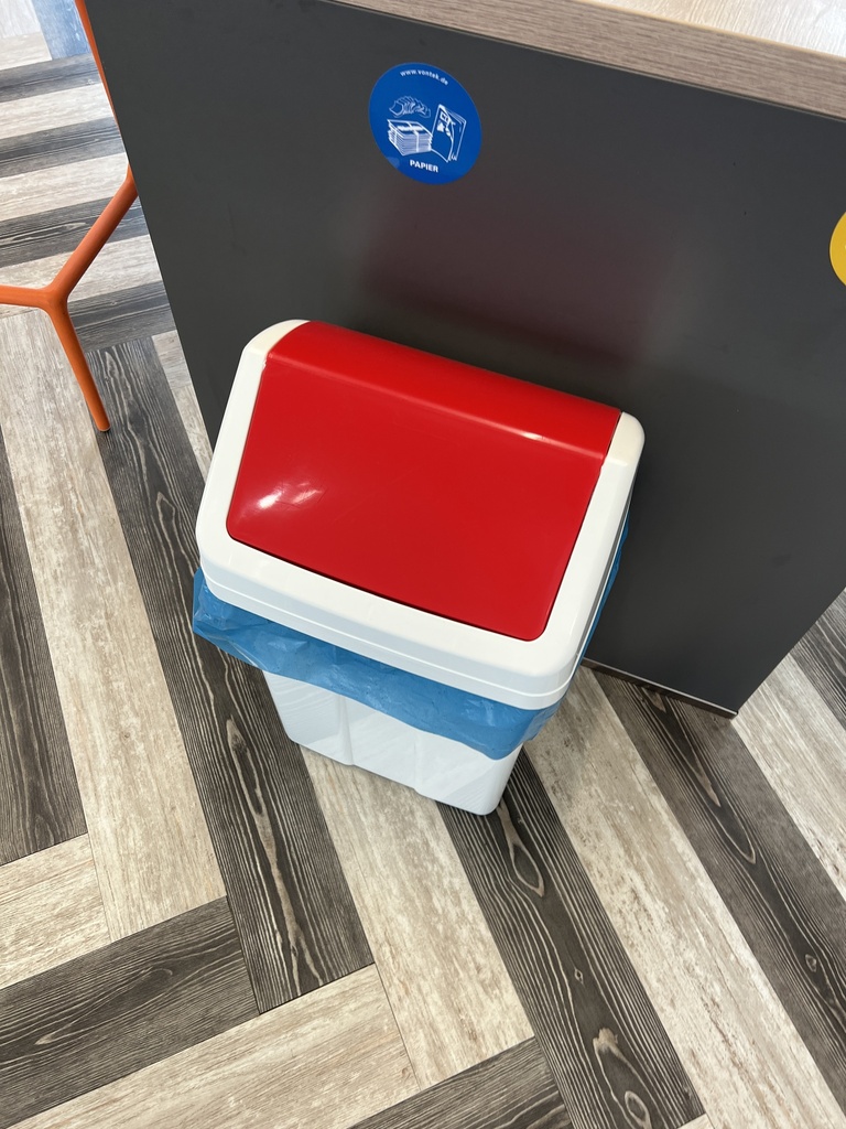 Bin, medium